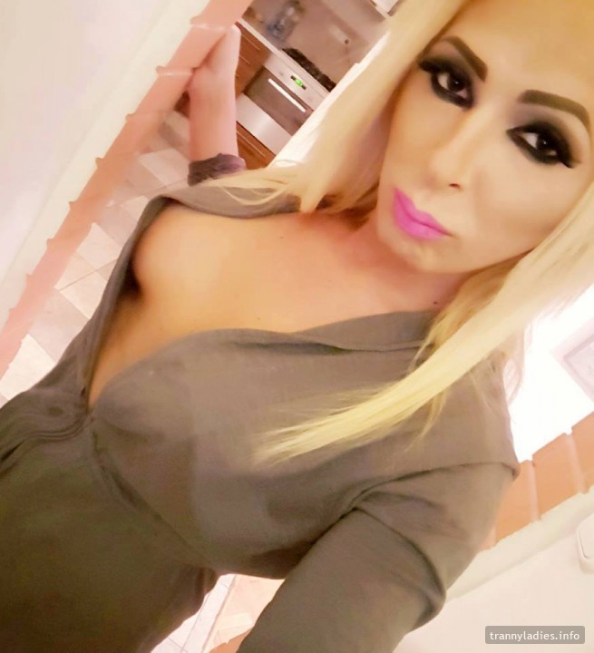 Profile Cristina Pre Op Transsexual Ts From Budapest Hungary
